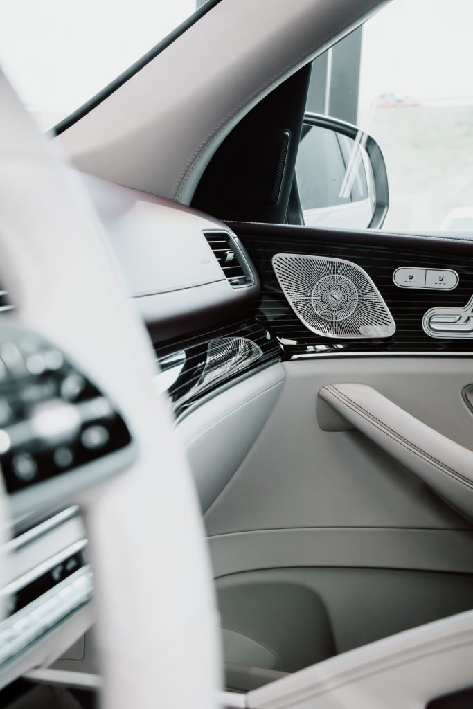 Van Mossel Mercedes Benz